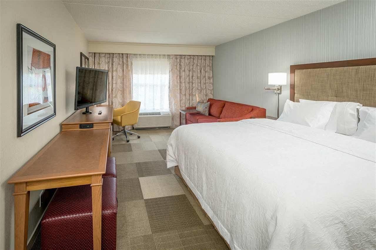 Hampton Inn Kalamazoo Esterno foto