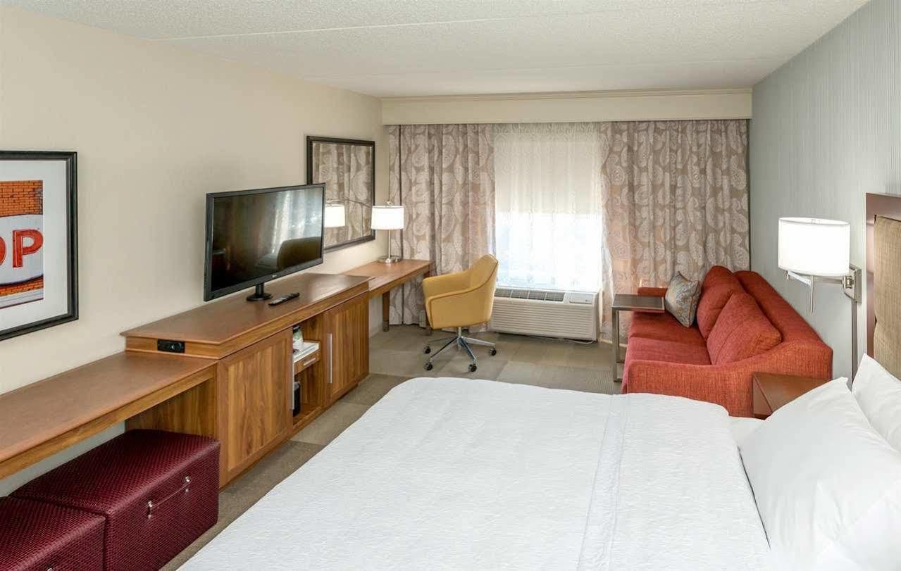 Hampton Inn Kalamazoo Esterno foto